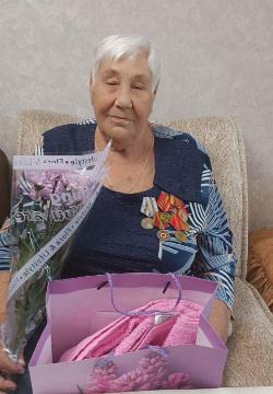 Сердечно поздравляем с юбилеем Сердечно поздравляем с юбилеем